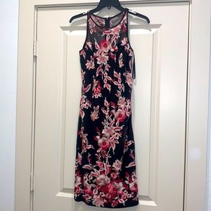 (NWT) White House Black Market Cocktail Dress 🍸